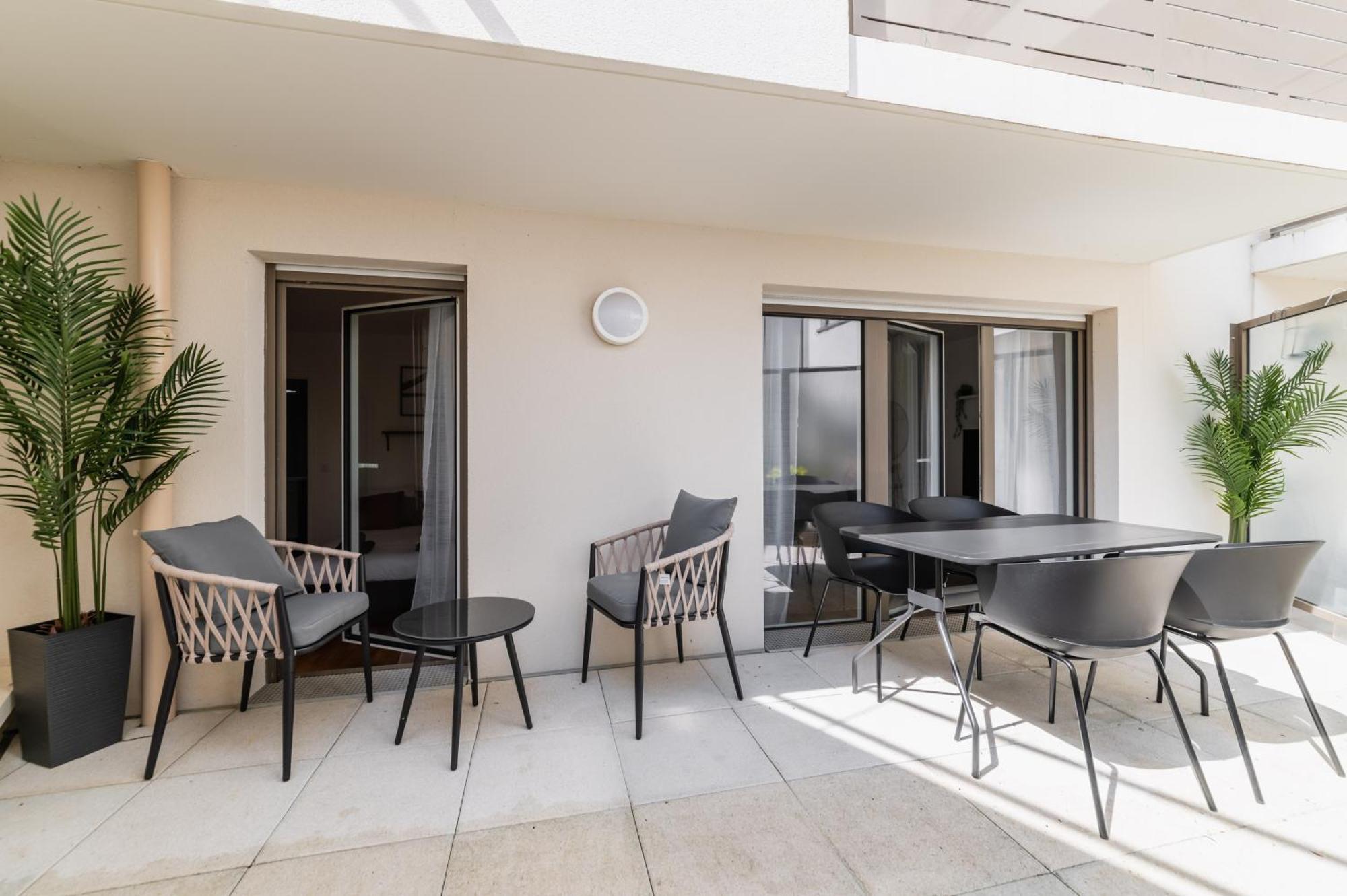 Appartement Cosy Avec Terrasse Aux Portes De Paris Villejuif Exterior photo